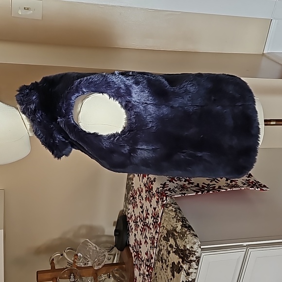 J. Crew faux fur zip up vest royal blue - Picture 2 of 5